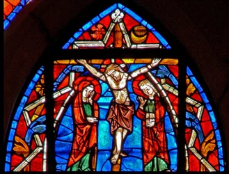 Window depicting the Crucifixion