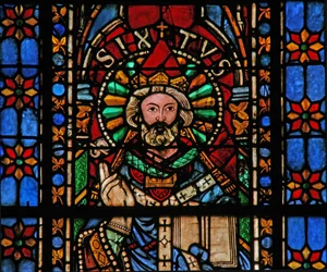 Window w201 depicting Sixtus