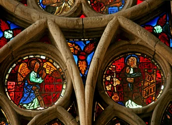 Window 211 depicting the Annunciation