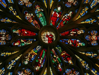 Window depicting Jesse and other figures on the Tree of Jesse in the south rose window