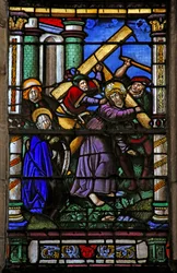 Window depicting the Via Crucis