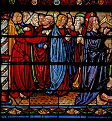 Window depicting Christ with the Apostles as Lazarus is raised from the dead