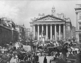 A Busy Corner - The Royal Exchange and Bank of England, 1909