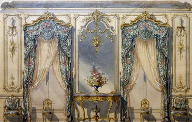 Design of Rococo Style Decor for Living Room