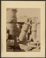 (Karnak) Grand Temple, Hypostyle Hall, Interior, Leaning Column