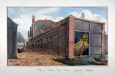 City of London Barge House, Bishop