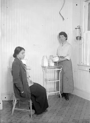 Margaret Sanger with her colleague Fania Mindell, at the clinic in Brownsville, Brooklyn, c.1916