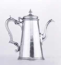 Coffee pot (silver)