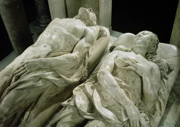 Tomb of Catherine de Medici and Henri II, detail of the effigies of Catherine and Henri, 1562-73