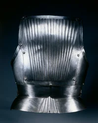 Backplate in the Maximilian style