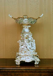 Cake stand with cherubs depicting the seasons, c.1830