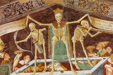 Death standing on a sarcophagus where the dead Pope and the Emperor lie (detail)