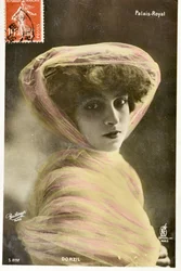 Postcard: Palais Royal - Portrait of Dorzil, artist