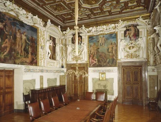 Hall of the Four Seasons