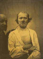 A relaxed expression (left); Disgust (right)