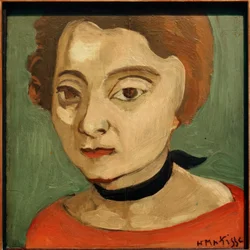Marguerite with Black Velvet Necklace