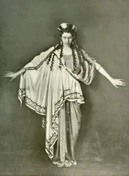 An Athenian Woman of Fashion