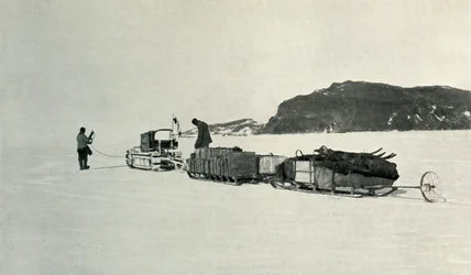 Days Motor Under Way, November 1911