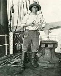 Lieut. H. E. De P. Rennick, c1910-1913, 1913