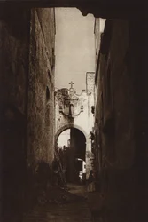 Mexico: Mexico City, Old Courtyard on Cinco de Febrero Street