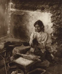 Mexico: Cooking corn tortillas