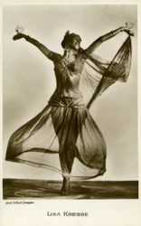Lisa Kresse / Photo Postcard