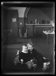Tom and Uhra Simberg in the Studio Home on Siltasaarenkatu