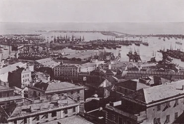 Italy: Genoa, panorama