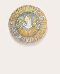 A Deruta Gold-Lustre Bella Donna Charger