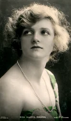 Gladys Cooper, English Actress, Early 20th Century