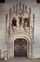 Annunciation, portal of the Sacristy