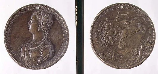 Portrait medal, obverse depicting Hippolytus Gonzaga, reverse possibly depicting Juno on her chariot