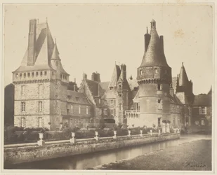 View of the Chateau de Maintenon