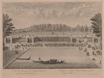 Chateau Fontainebleau from the Grand Canal
