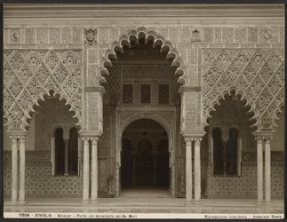 Alcazar, Doorway to the Bedroom of the Moorish Kings