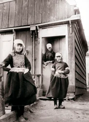 Girls in Traditional Dress, Marken Island, Netherlands (1898)