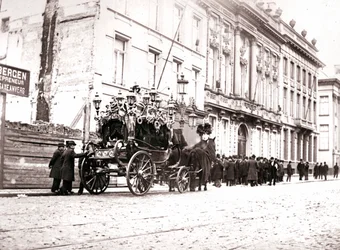 Horse-drawn hearse, Antwerp, 1898