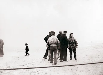 Men on the shore, Scheveningen, Netherlands, 1898