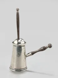 George II Toy Chocolate Pot, c.1730