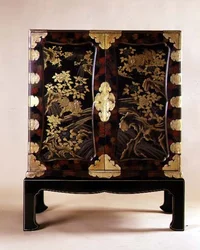Japanese cabinet and stand, closed