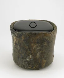 Tea ceremony water jar, Edo period, 1625-50