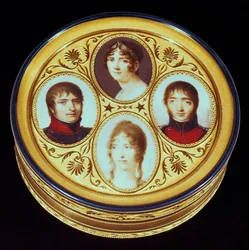 Bonbonniere with portraits of Eugene, Hortense, and Josephine Beauharnais and Louis Bonaparte