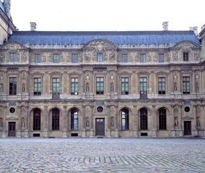 La cour carree du Louvre, facade du Louvre de Henri II, sculptures by Jean Goujon