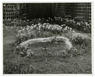 Garden of Mr & Mrs Wm H Wells 265 W 11th St, New York, USA
