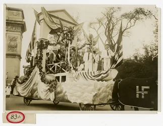 Historical Parade Float No 47 Welcome to Lafayette