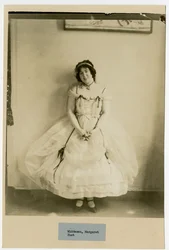 Margaret Widdemer, poet, c.1915-25