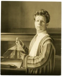 Norman Bel Geddes, 1905