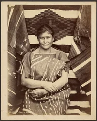 Hedipa: A Navajo Woman