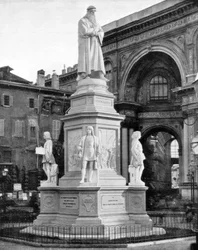 Statue of Leonardo da Vinci, Milan, Italy, late 19th century.