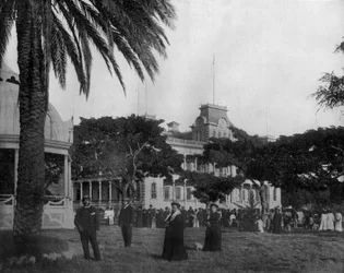The Royal Palace in Honolulu at the Sandwich Islands (photo by John Lawson Stoddard)